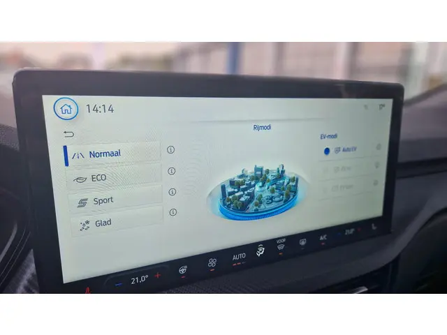 Ford Kuga 2.5 PHEV ST-Line X 2025 Hybride Benzine 26