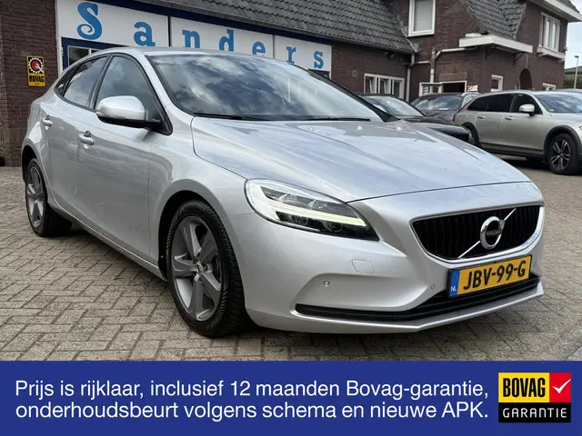 Volvo V40 2.0 T2 Momentum 2018 Benzine