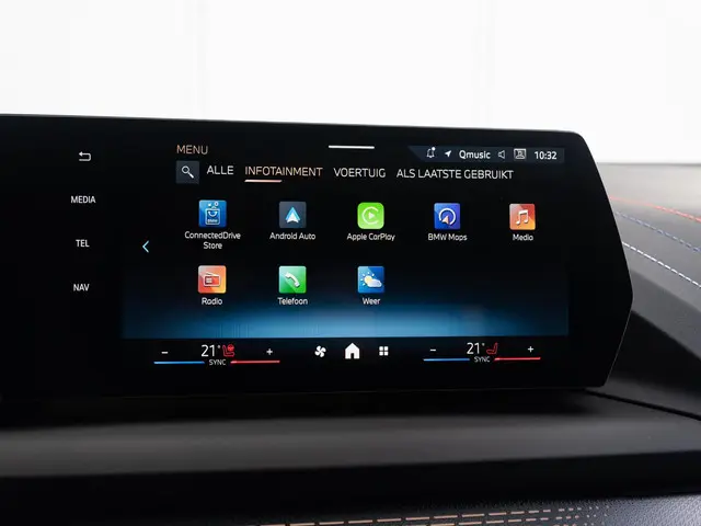 BMW 1 Serie 120 2025 Benzine 36