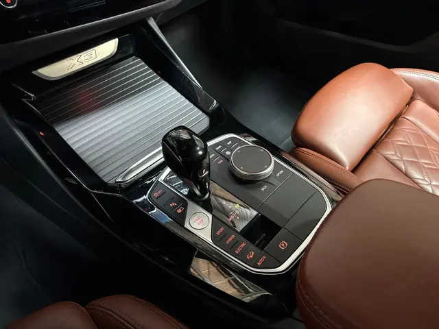 BMW X3 xDrive30e Sport 2022 Hybride Benzine 11