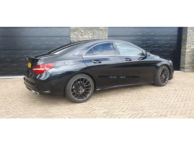 Mercedes-Benz CLA 180 2018 Benzine 6