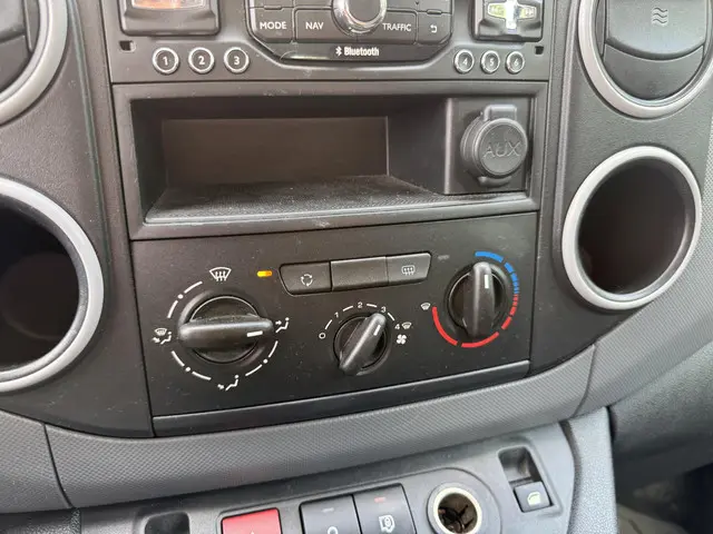Citroën Berlingo 1.6 e-HDI 500 Comfort 2015 Diesel 11