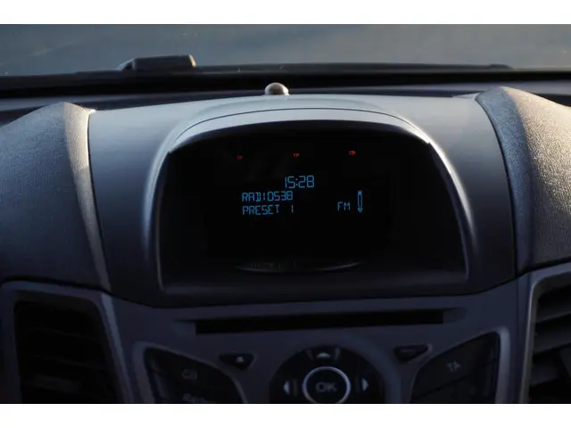 Ford Fiesta 1.25 / Airco / Radio 2015 Benzine 19