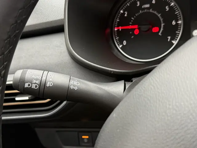 Dacia Sandero Stepway 1.0 TCe 110 Extreme 2024 Benzine 12