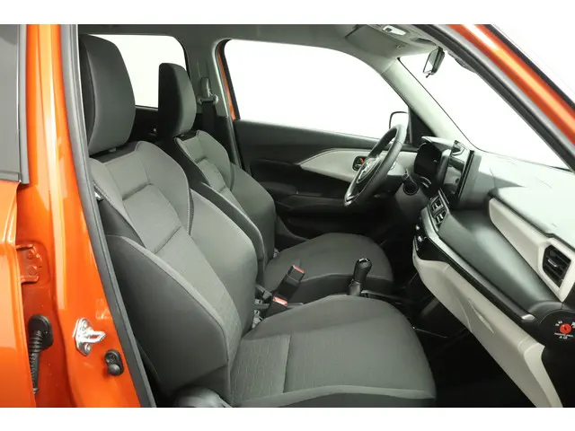 Suzuki Swift 1.2 Style Smart Hybrid 2025 Benzine 22