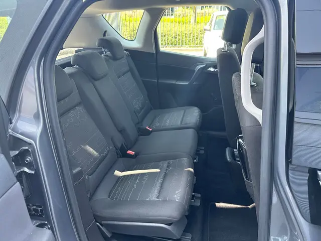 Opel Meriva 1.4 Turbo Edition 2016 Benzine 44