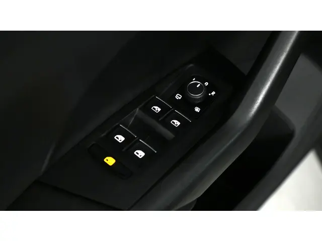 Volkswagen T-Cross 1.0 TSI R-Line 2024 Benzine 13