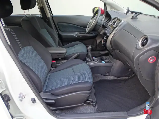 Nissan Note 1.2 Connect Edition 2013 Benzine 6