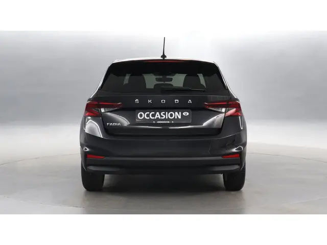 Škoda Fabia 1.0 MPI 80pk Ambition 2023 Benzine 8