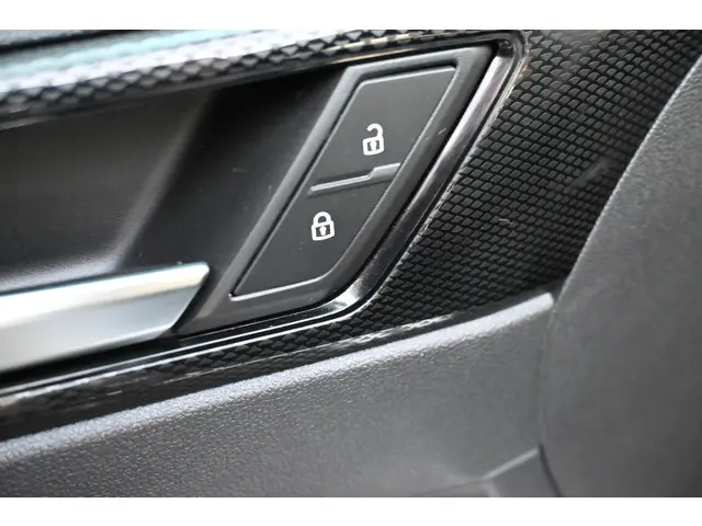 Volkswagen Polo 1.0 TSI Life 2023 Benzine 37