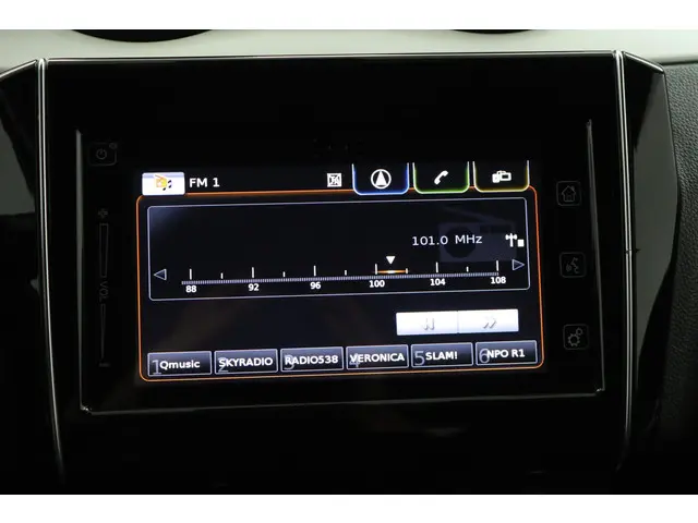 Suzuki Swift 1.0 Stijl Smart Hybrid 2019 Benzine 8