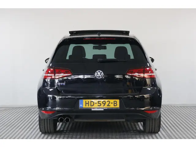 Volkswagen Golf 1.4 TSI GTE 2015 Hybride Benzine 10