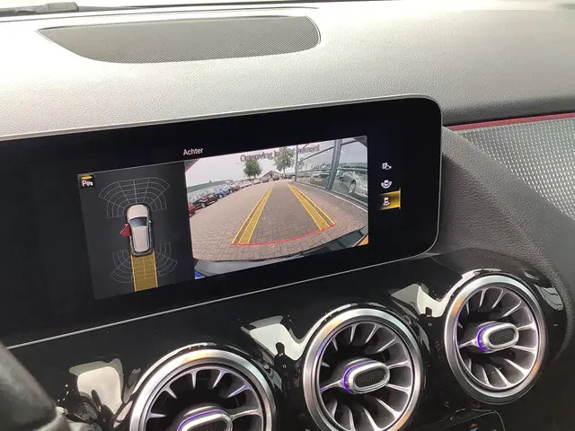 Mercedes-Benz B-Klasse 180 Premium 2020 Benzine 29