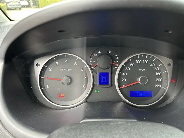 Hyundai i20 1.2i Business Edition 2012 Benzine 13