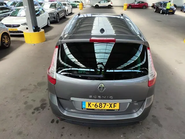 Renault Grand Scénic 1.2 TCe Limited 7p. 2015 Benzine 19