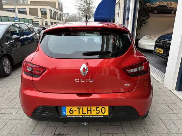 Renault Clio 0.9 TCe Authentique 2014 Benzine 4