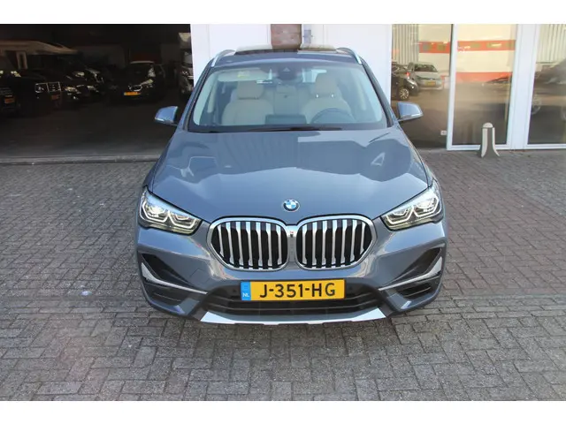 BMW X1 sDrive20i High Executive 2020 Benzine 21
