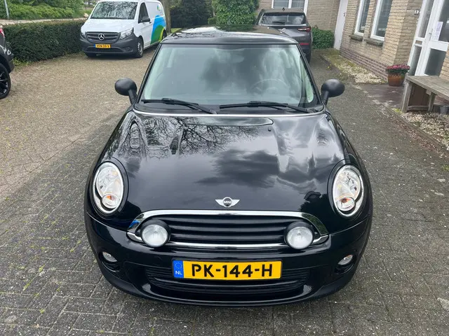 MINI One Mini 1.6 MINIMALIST Chili 2013 Benzine 21
