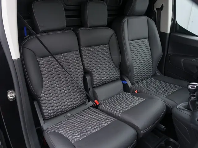 Opel Combo 1.5D Euro 6 L2 Sport Edition- 2019 Diesel 3