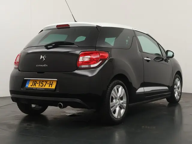 Citroën DS3 1.2 PureTech So Chic 2015 Benzine 5