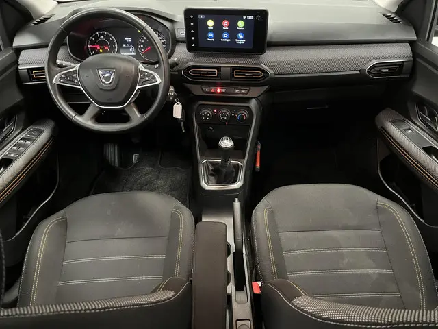 Dacia Sandero Stepway 1.0 TCe 90 Comfort 2023 Benzine 3