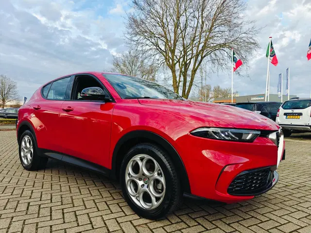 Alfa Romeo Tonale 1.5T Hybrid Super 2023 Hybride Benzine 6