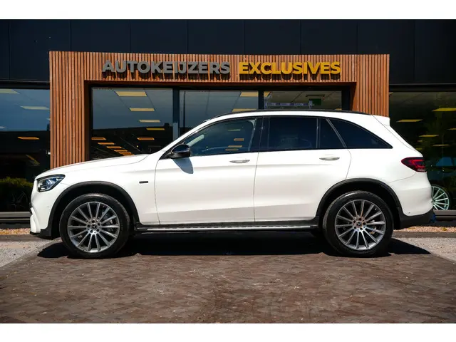 Mercedes-Benz GLC 300e 4MATIC 2021 Hybride Benzine 5