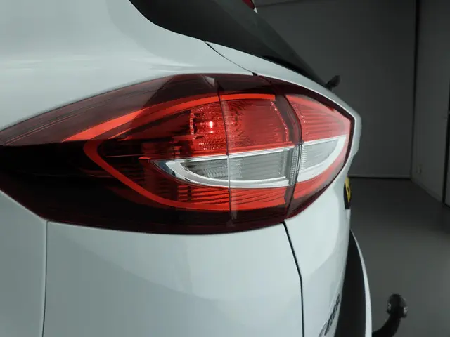 Ford C-MAX 1.0 125PK Titanium 2019 Benzine 36