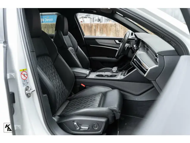 Audi A6 Avant 45 TFSI | 2019 Quattro | S-line 2019 Benzine 76