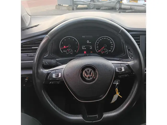 Volkswagen T-Roc 1.5 TSI Sport 2018 Benzine 16