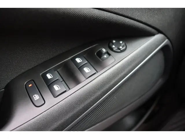 Opel Crossland X 1.2 Turbo Edition org.NL 2020 Benzine 18