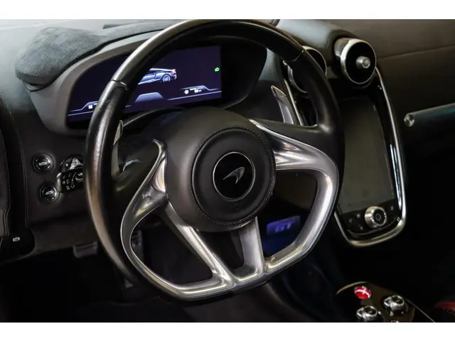 McLaren GT 4.0 V8|Lift|MSO|B&W|Dealer|Pano| 2021 Benzine 17