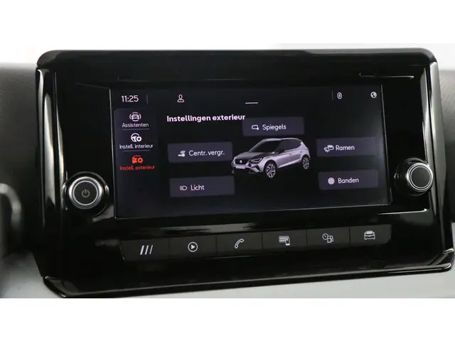 SEAT Arona 1.0 TSI 95pk Style 2023 Benzine 33