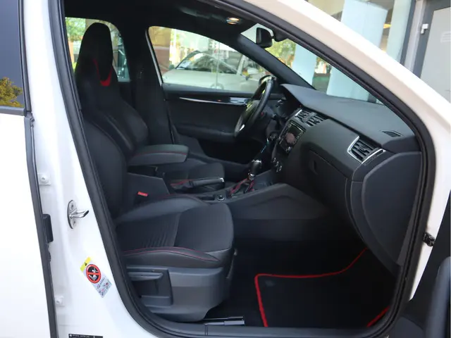 Škoda Octavia Combi 2.0 TSI RS 2014 Benzine 9