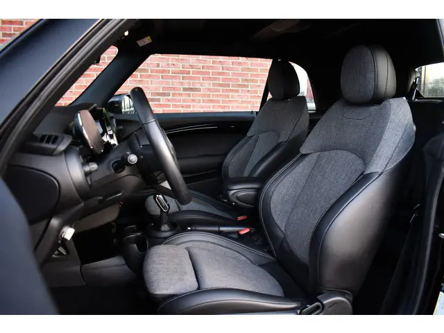 MINI Cooper Cabrio Mini 1.5 136pk aut 2021 Benzine 4