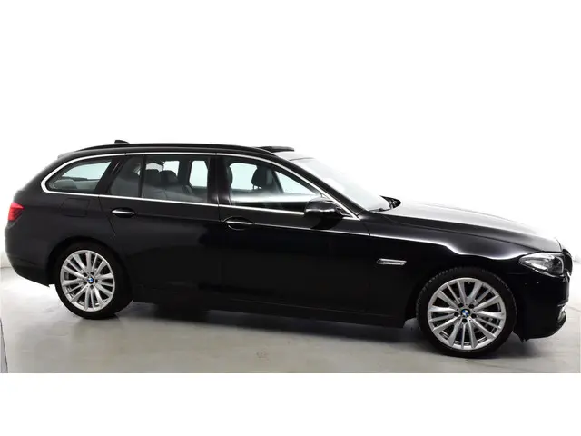 BMW 5 Serie Touring 520i Luxury Edition 2013 Benzine 7
