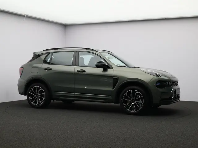 Lynk & Co 01 1.5 Core 2025 Hybride Benzine 37