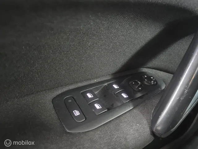 Peugeot 308 1.2 VTi Active / Cruise Control 2013 Benzine 13