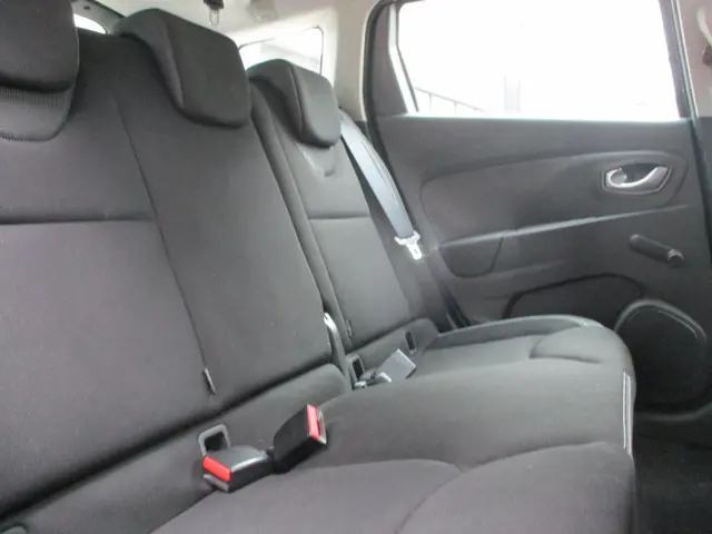 Renault Clio Estate 1.5 dCi Ecoleader Zen 2018 Diesel 6