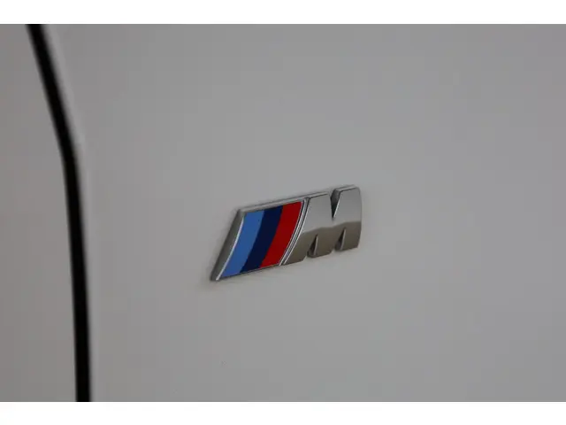 BMW 1 Serie 118i 2024 Benzine 29