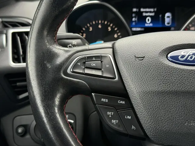 Ford Kuga 1.5 EcoBoost ST Line 2018 Benzine 16