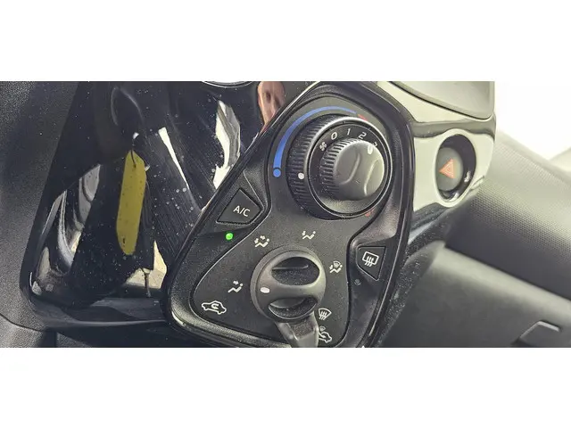 Citroën C1 1.0 VTi Feel 2020 Benzine 18