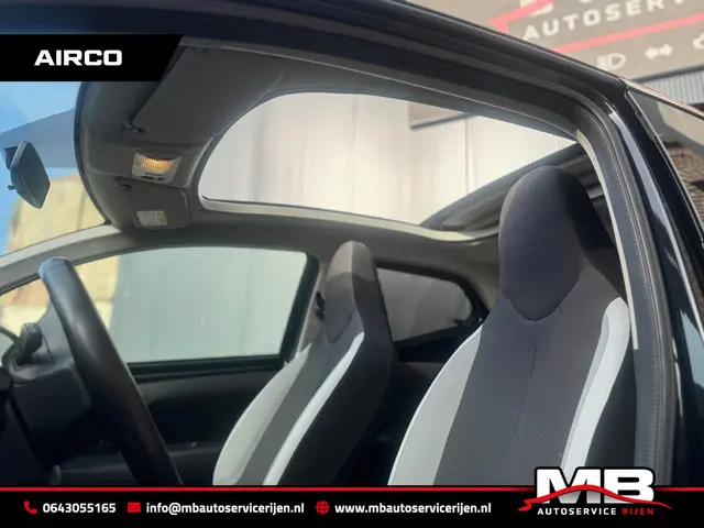 Toyota Aygo 1.0 VVT-i x-wave opendak 2016 Benzine 8