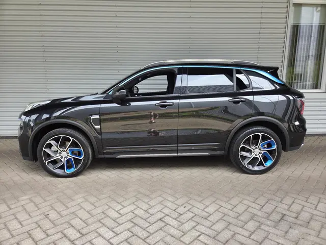 Lynk & Co 01 1.5 2023 Hybride Benzine 15