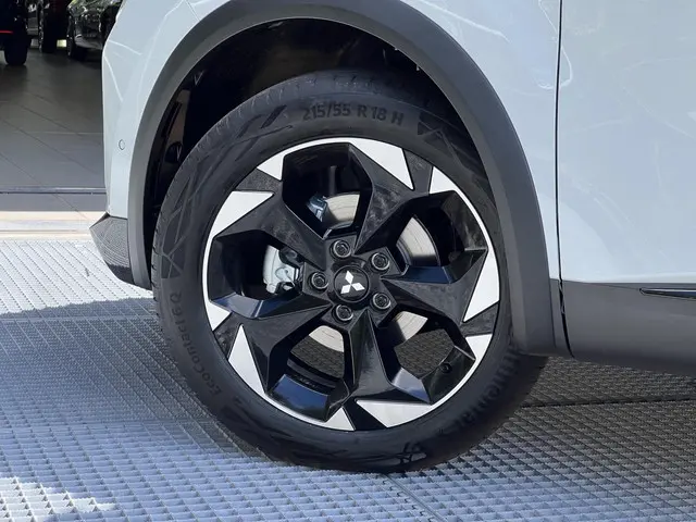 Mitsubishi ASX 1.3 DI-T Intense+ 2024 Benzine 19