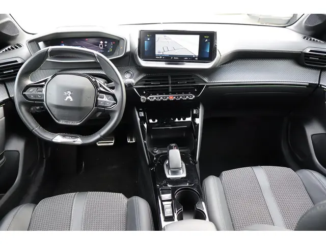 Peugeot e-208 2