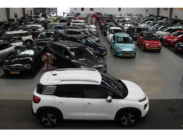 Citroën C3 Aircross 1.2 PureTech S&S Shine 2019 Benzine 31
