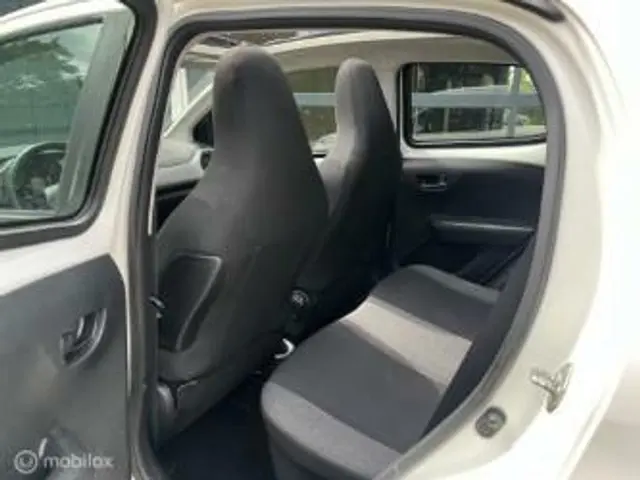Citroën C1 1.2 PureTech Airscape Shine 2015 Benzine 14