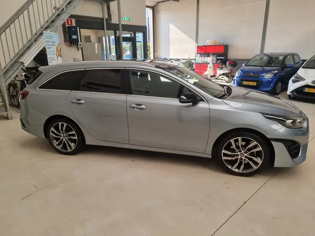 Kia Ceed Sportswagon 1.5 T-GDi GT-PlusLine 2022 Benzine 12