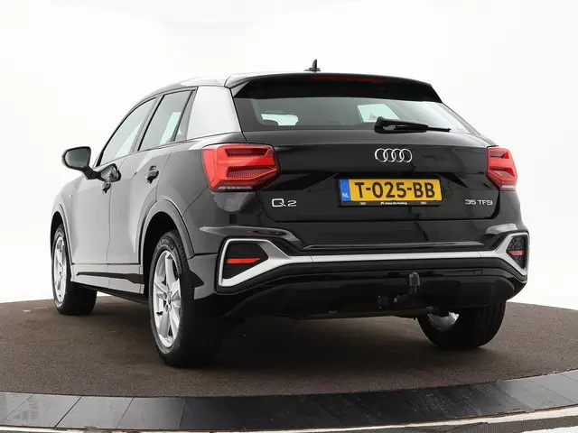Audi Q2 35 TFSI 150pk S-tronic S Edition 2023 Benzine 11